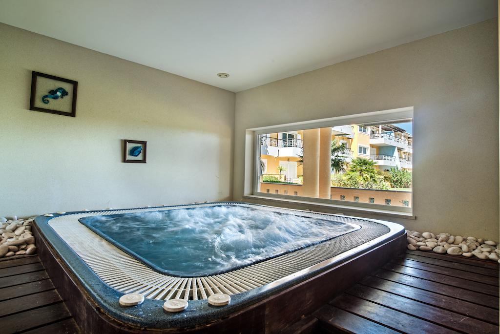 Aparthotel Foz Da Ria Odiáxere Esterno foto