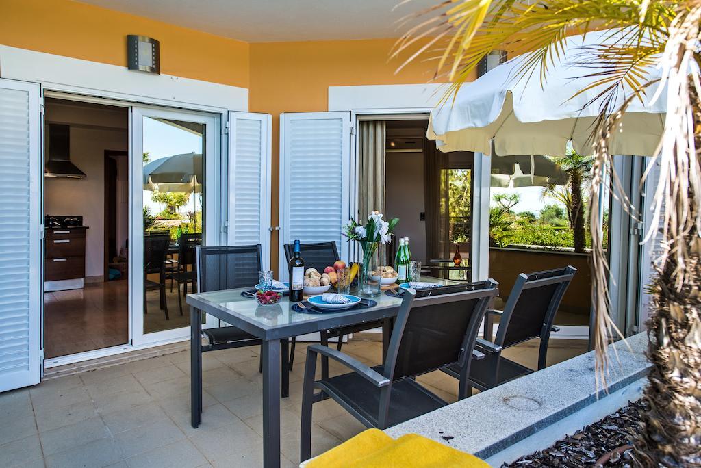 Aparthotel Foz Da Ria Odiáxere Esterno foto