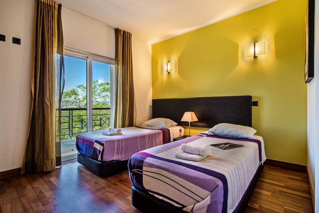 Aparthotel Foz Da Ria Odiáxere Camera foto