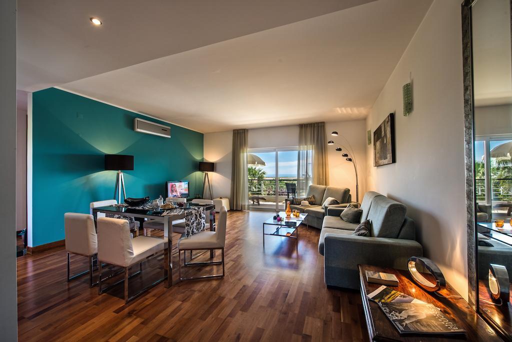 Aparthotel Foz Da Ria Odiáxere Esterno foto