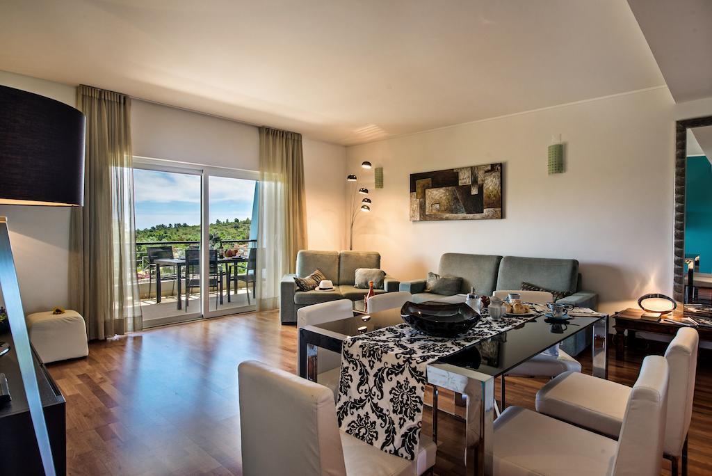 Aparthotel Foz Da Ria Odiáxere Esterno foto